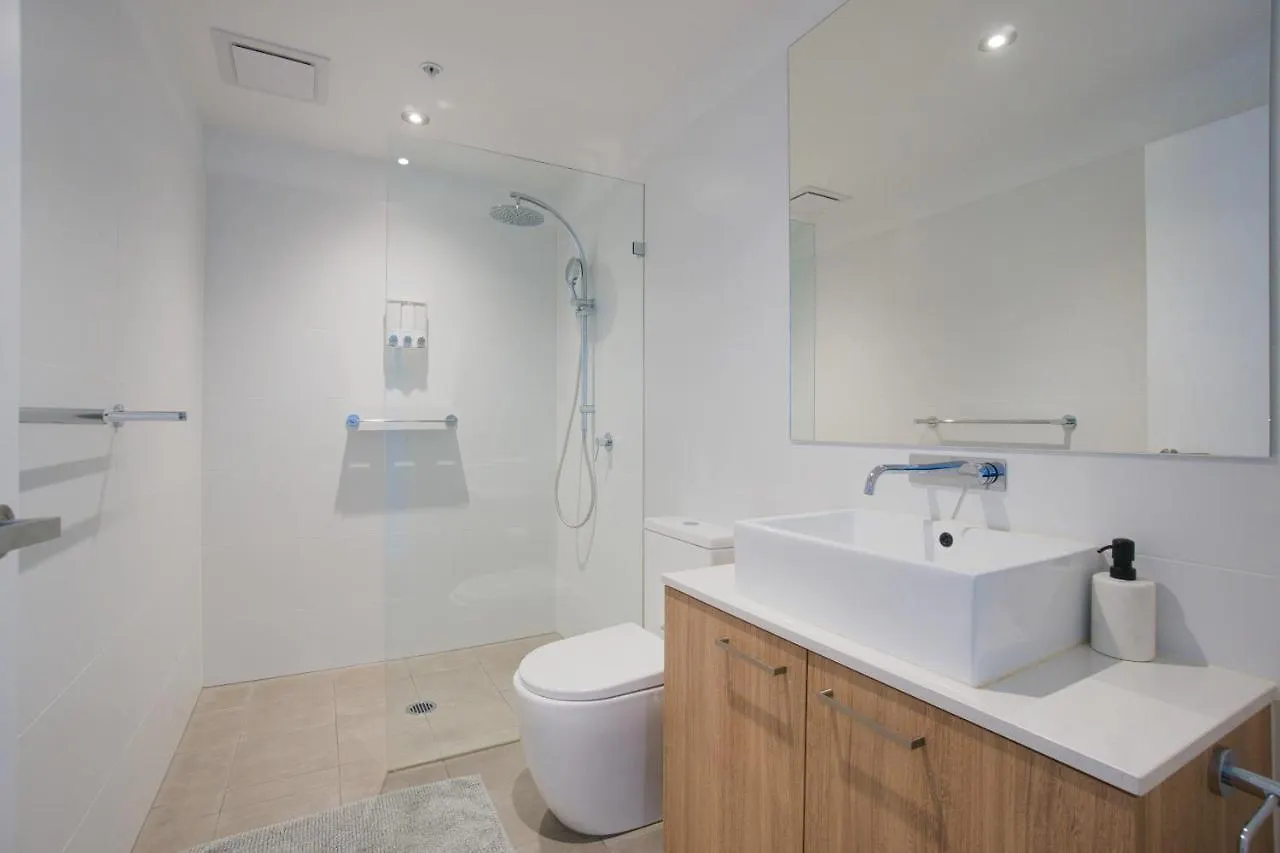 Contemporary 3Br Paradise On Franklin Street Adelaide